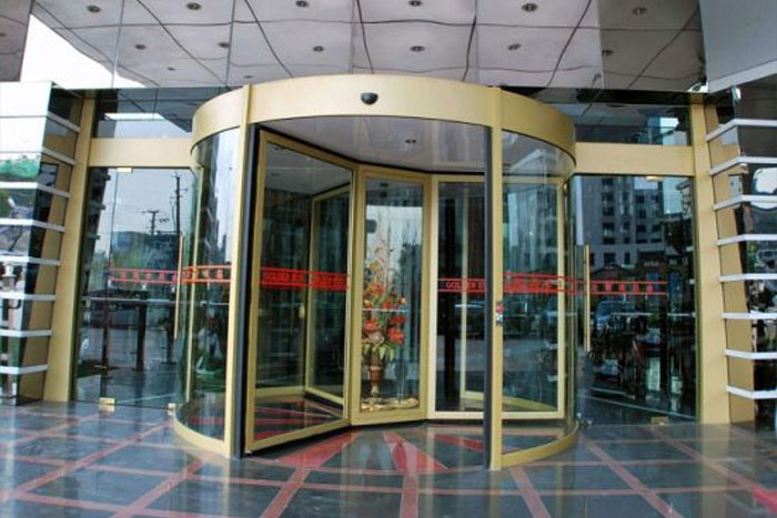 Large Revolving Door with Automatic Display